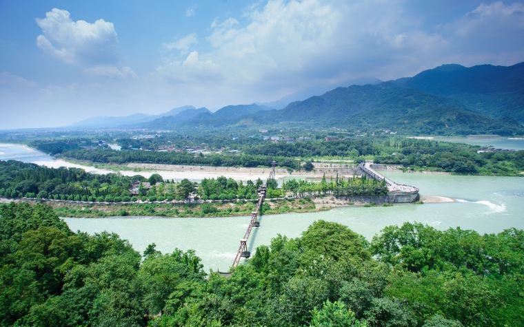 Teach in Chengdu: The Complete Guide